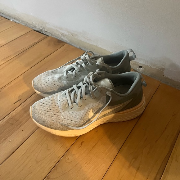 Light blue Nike oddessey Runners. Like new, worn once - Picture 1 of 2